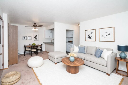 Van Horne Estates Apartments in El Paso, TX - Foto de edificio
