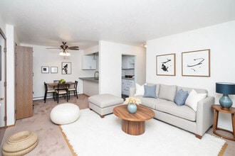 Van Horne Estates Apartments in El Paso, TX - Building Photo - Building Photo
