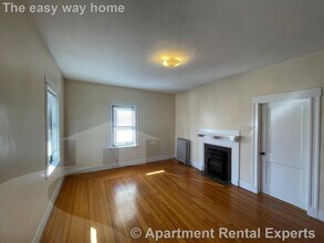 18 Fenwick St in Somerville, MA - Building Photo - Building Photo