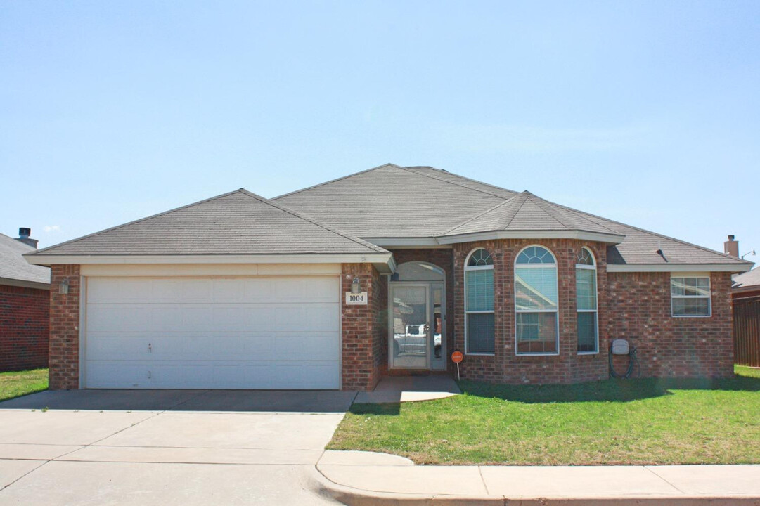 1004 Pontiac Ave in Lubbock, TX - Building Photo