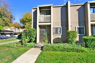 45 Derow Ct in Sacramento, CA - Building Photo - Building Photo