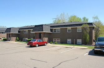 Village Dweller Apartments in Lakeville, MN - Building Photo - Building Photo