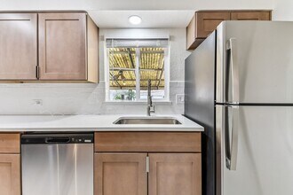 1325 Lansing St in Aurora, CO - Building Photo - Building Photo