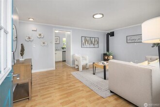 13308 125th Ave NE in Kirkland, WA - Building Photo - Building Photo