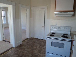 97 Bridge St-Unit -#3 in Manchester, NH - Building Photo - Building Photo