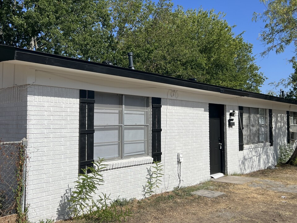 311 N 19th St in Gatesville, TX - Foto de edificio