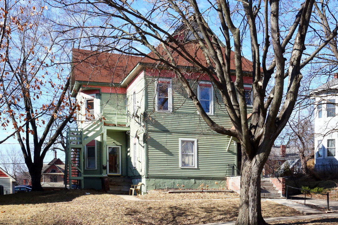 658 18th St in Des Moines, IA - Foto de edificio