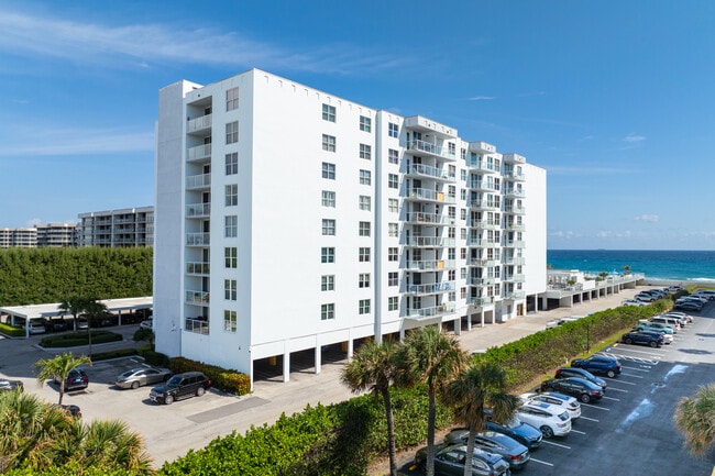 The Patrician in Palm Beach, FL - Building Photo - Building Photo