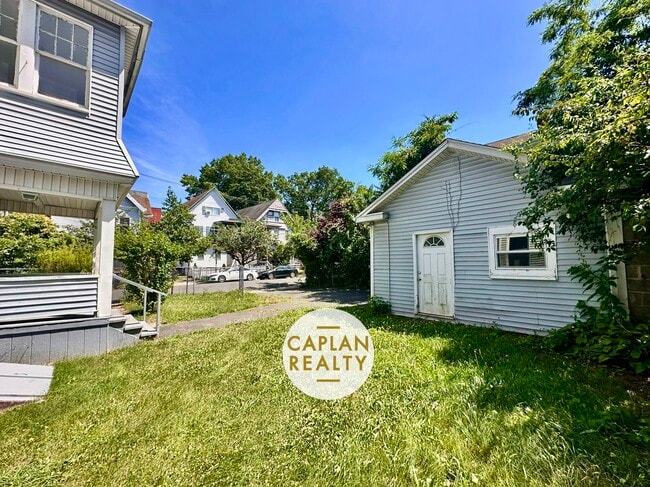 244 Edgewood Ave, Unit 1