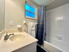 Raven at Bay Pines in St. Petersburg, FL - Building Photo - Building Photo