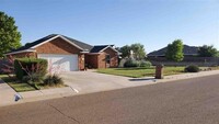 3505 Benjamin Davis Dr in Clovis, NM - Foto de edificio - Building Photo