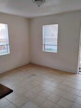 3002 Market St in Houston, TX - Foto de edificio - Building Photo