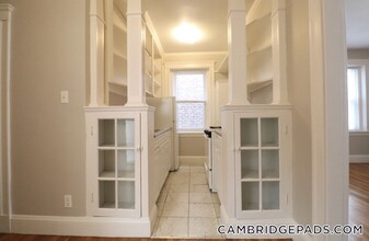 11 Gray St in Cambridge, MA - Building Photo - Building Photo