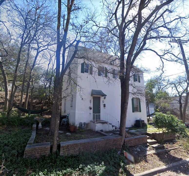 3115 Benelva Dr in Austin, TX - Building Photo