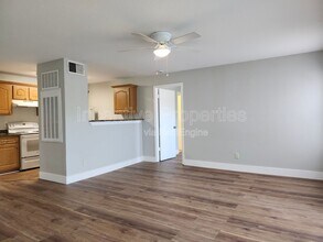 4720 Walden Cir in Orlando, FL - Building Photo - Building Photo