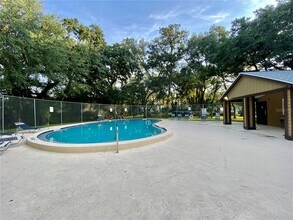 11716 Raintree Village Blvd in Temple Terrace, FL - Building Photo - Building Photo