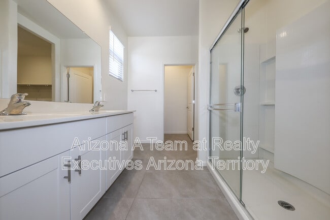 property at 4882 E Greenway Wash Dr