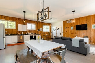 4403 W Alpine St in Boise, ID - Building Photo - Building Photo