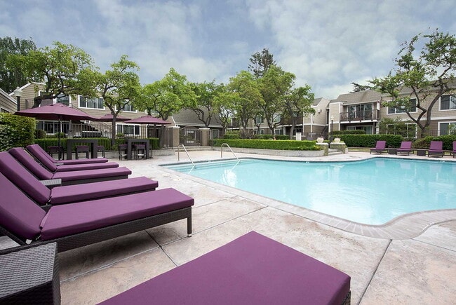 Le Parc in Santa Clara, CA - Building Photo - Building Photo