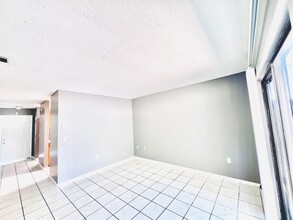 5517 Decatur St in Orlando, FL - Building Photo - Building Photo