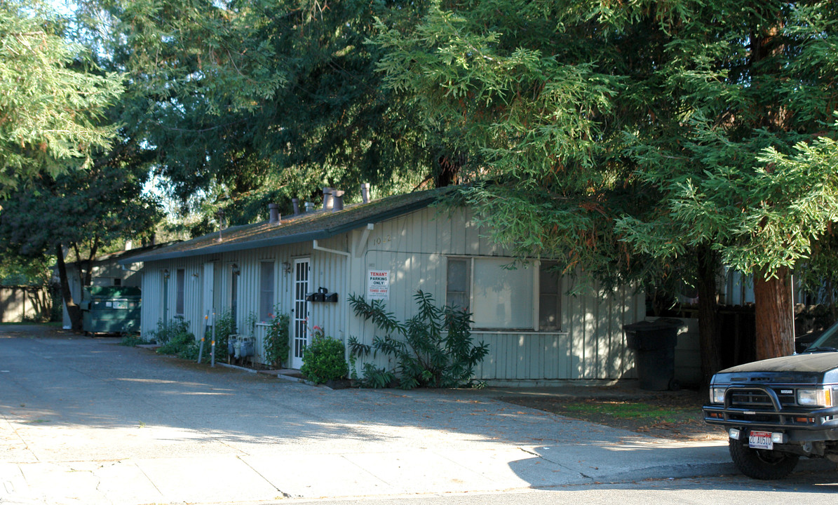 1022 King St in Santa Rosa, CA - Building Photo