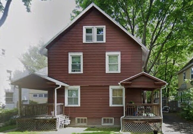 property at 15 Cutler St