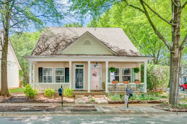 12708 Cross Dale Dr in Huntersville, NC - Building Photo - Building Photo