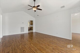 15982 Pecan View Dr in Loxley, AL - Building Photo - Building Photo