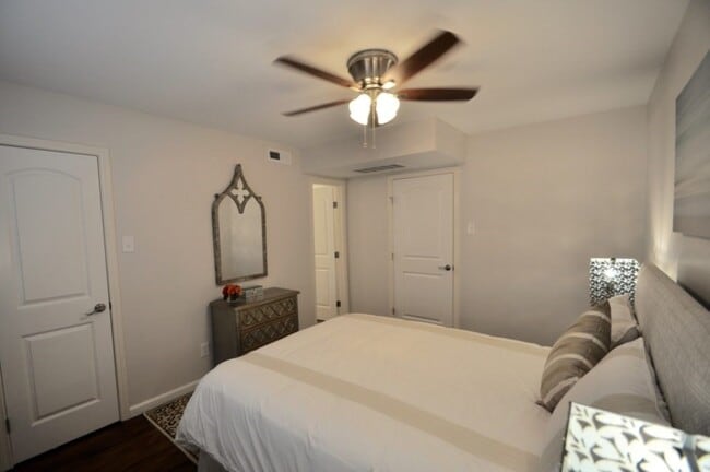 property at 4903-4911 Junius St