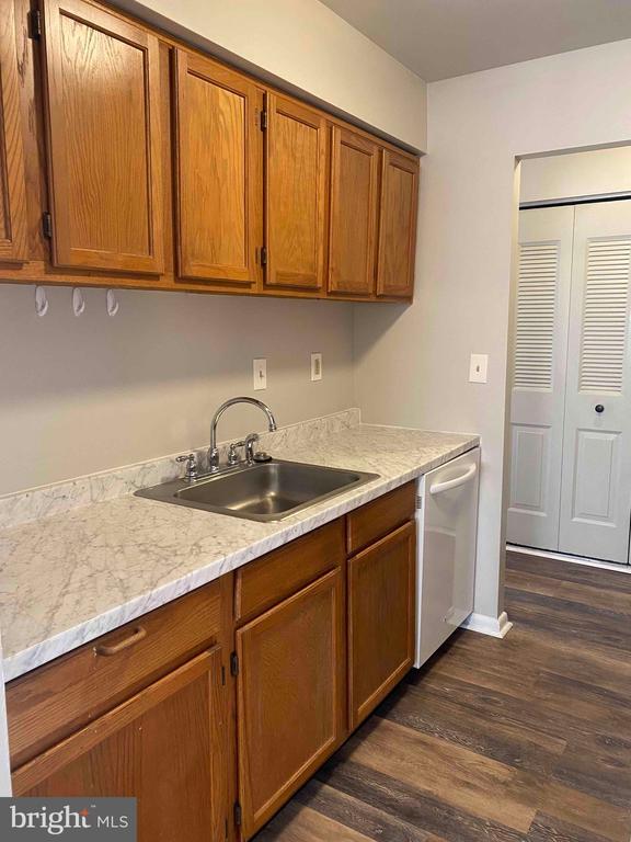 3218 Valley Dr in West Chester, PA - Building Photo - Building Photo