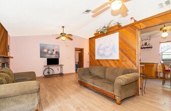 721 Highland Ave NW in Palm Bay, FL - Building Photo - Building Photo