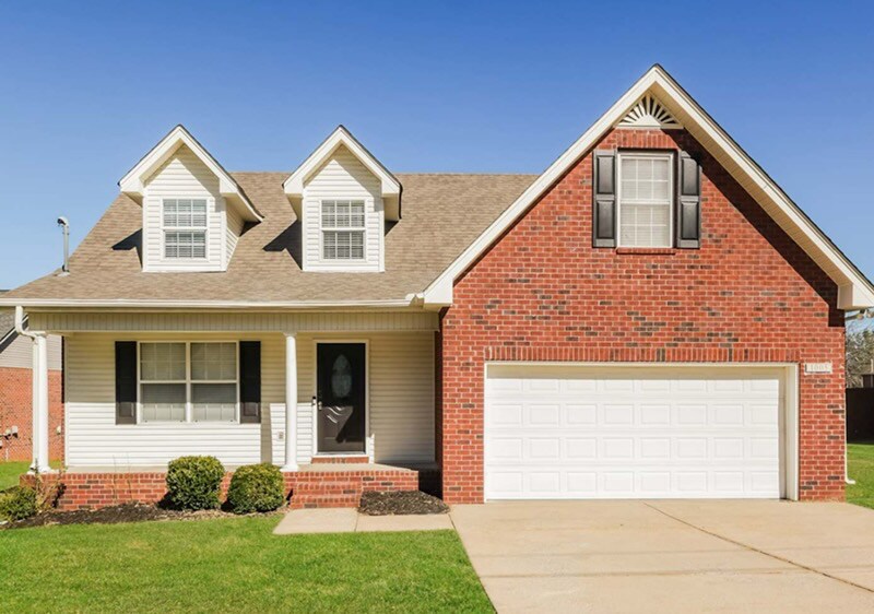 1005 Bolton Dr in Smyrna, TN - Foto de edificio