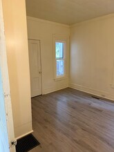 102 S Balch St, Unit #1 lower in Akron, OH - Foto de edificio - Building Photo