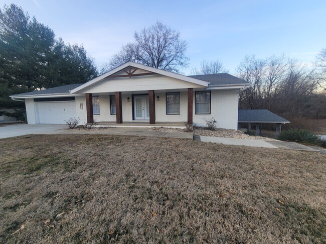 524 N 34th St in Mount Vernon, IL - Building Photo - Building Photo