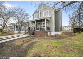 1833 W High St in Haddon Heights, NJ - Building Photo