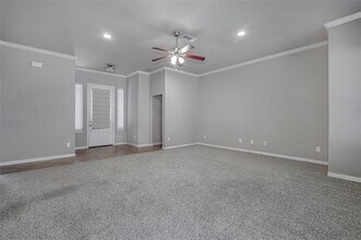 1008 Jenny Dr in Cleburne, TX - Building Photo - Building Photo
