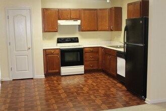 672 Georgetown Ct in Jonesboro, GA - Building Photo - Building Photo