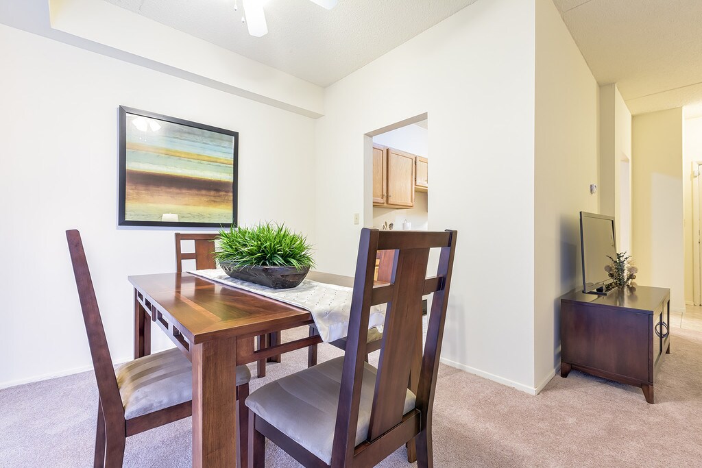 Pine Ridge Apartments Willoughby Hills, OH Apartments