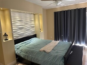 2963 Genoa Pl in West Palm Beach, FL - Building Photo - Building Photo