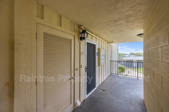 620 W Solana Cir in Solana Beach, CA - Building Photo - Building Photo