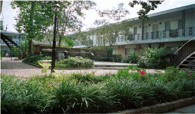 1401 St. Andrew Apartments in New Orleans, LA - Foto de edificio - Building Photo