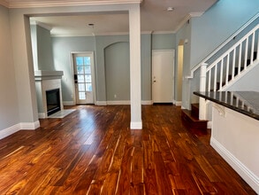 159 Trellis Ln in Irvine, CA - Foto de edificio - Building Photo