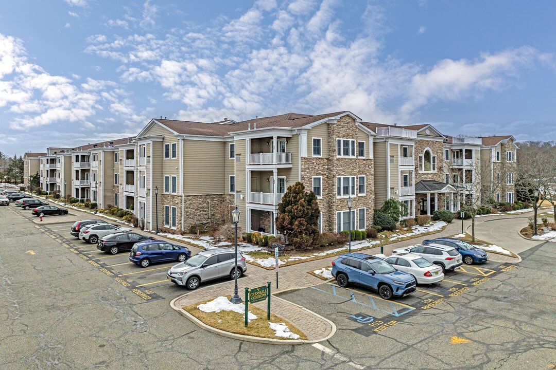 Cresskill Commons in Cresskill, NJ - Building Photo