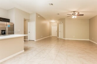 2326 SW Freeman St in Port St. Lucie, FL - Building Photo - Building Photo