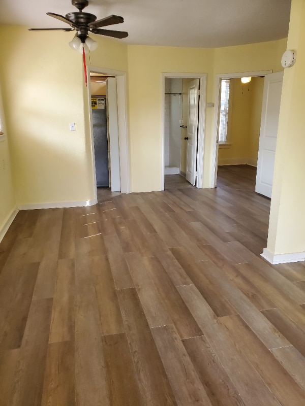 235 E Colorado Blvd, Unit B in Monrovia, CA - Foto de edificio - Building Photo