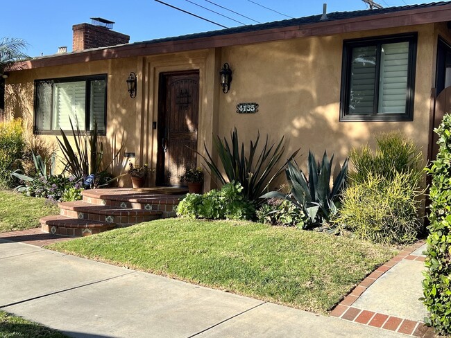 property at 4135 S Norton Ave