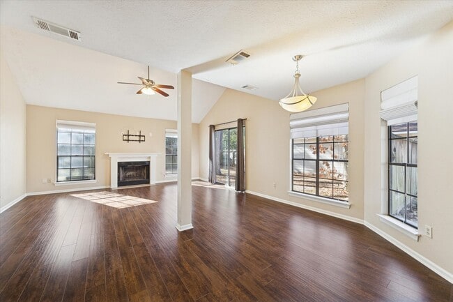 22 Camberwell Ct in Spring, TX - Building Photo - Building Photo