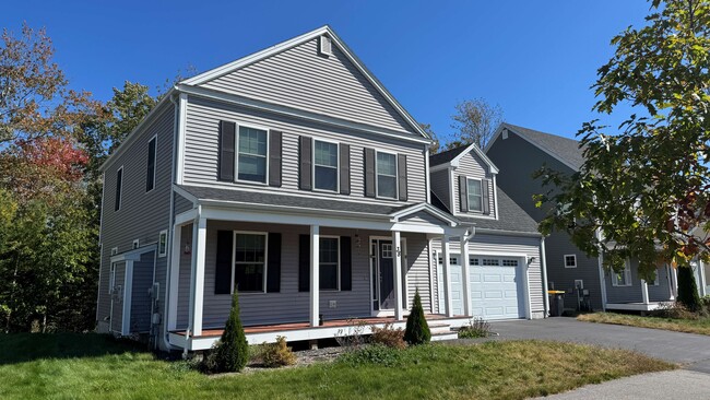38 Gristmill Ln in Scarborough, ME - Building Photo - Building Photo