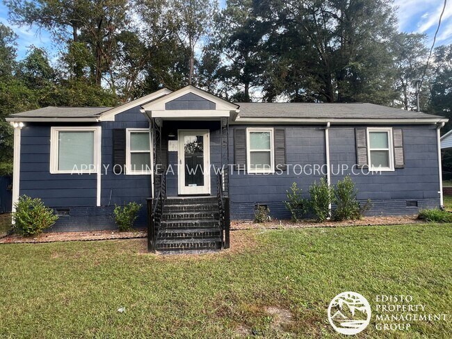 property at 621 Azalea Dr