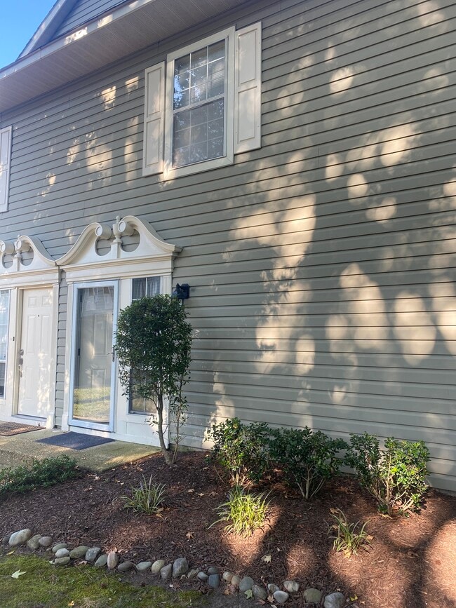 property at 2307 Dorian Ct